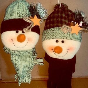 ⚡️FLASH SALe⚡️ 1 Ma & 1 Pa Snowman Ornament lot☃️
